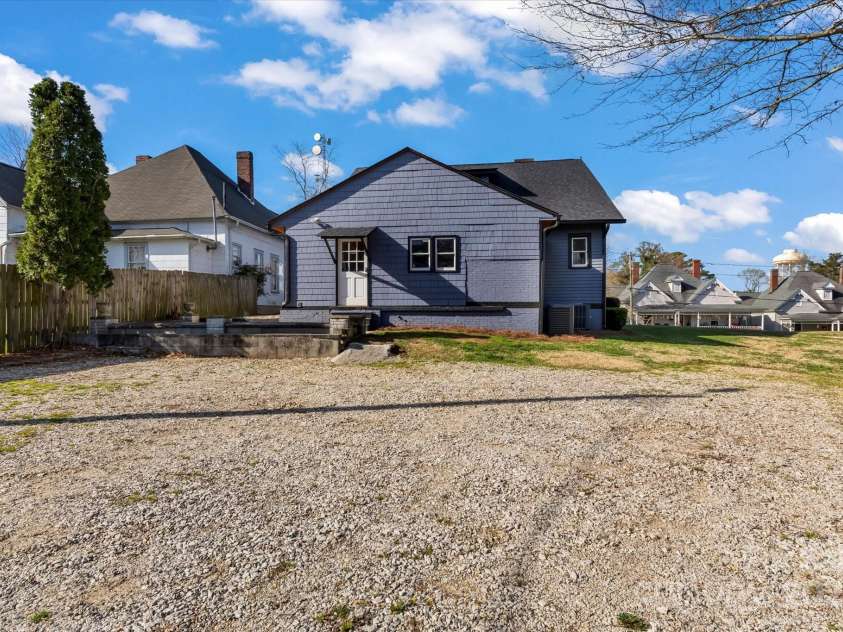 126 Henderson Street, Salisbury, NC 28144.  MLS# CAR4240582, YatesRealty ID 9261. 