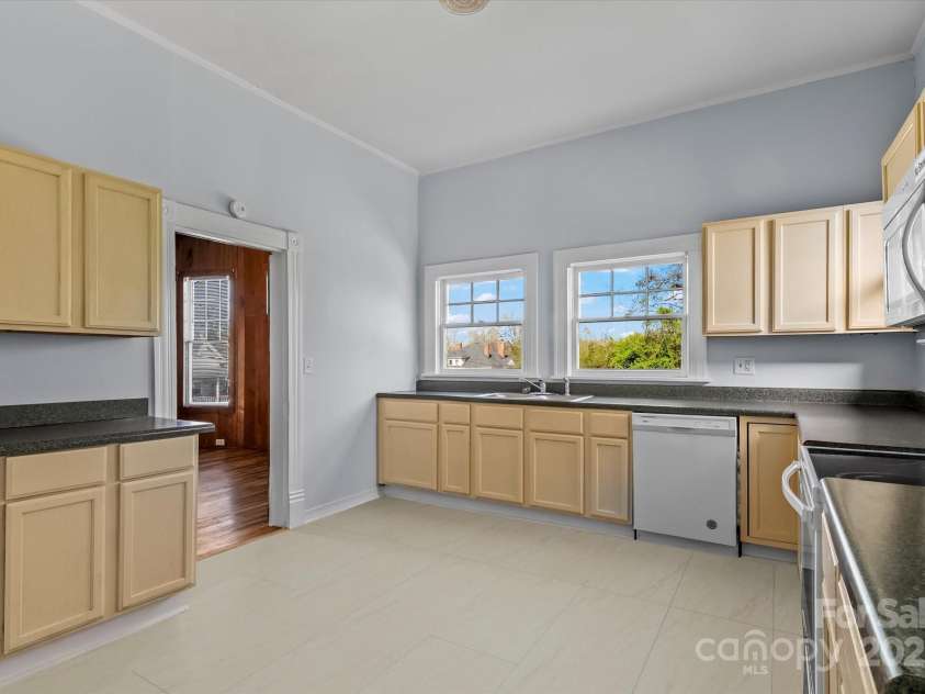 126 Henderson Street, Salisbury, NC 28144.  MLS# CAR4240582, YatesRealty ID 9261. 