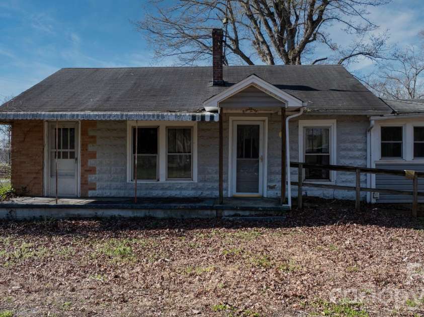 4934 Nc 10 Highway, Catawba, NC 28609.  MLS# CAR4361208, YatesRealty ID 9261. 