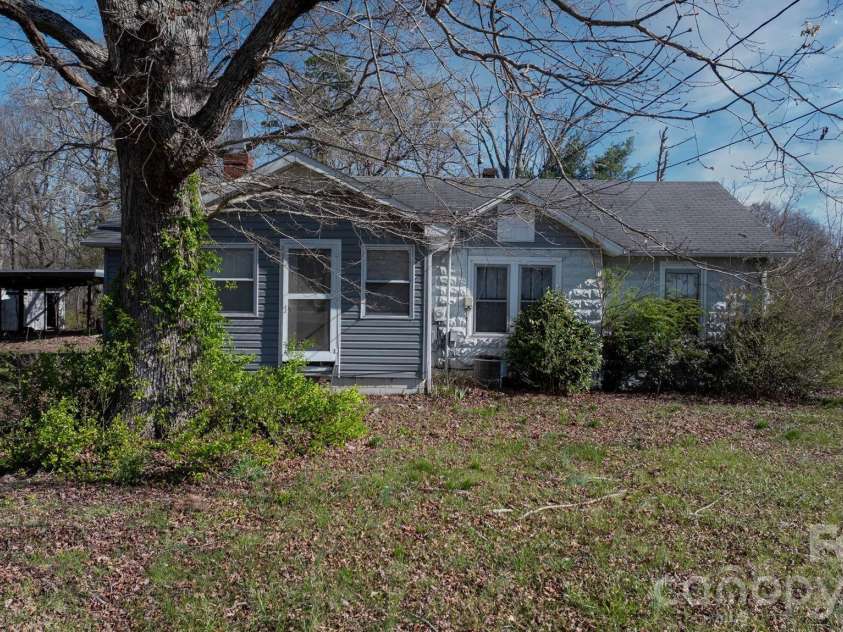 4934 Nc 10 Highway, Catawba, NC 28609.  MLS# CAR4361208, YatesRealty ID 9261. 