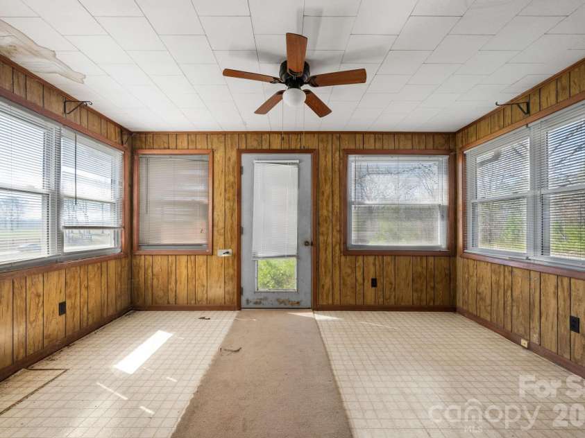 4934 Nc 10 Highway, Catawba, NC 28609.  MLS# CAR4361208, YatesRealty ID 9261. 
