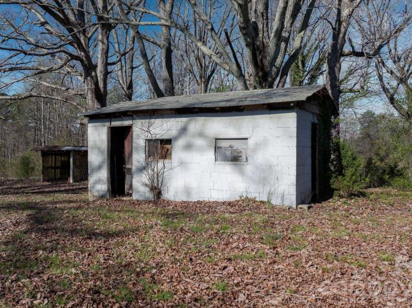 4934 Nc 10 Highway, Catawba, NC 28609.  MLS# CAR4361208, YatesRealty ID 9261. 