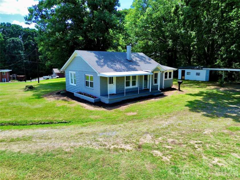 4934 NC 10 Highway, Catawba, NC 28609.  MLS# CAR4406959, YatesRealty ID 9261. 