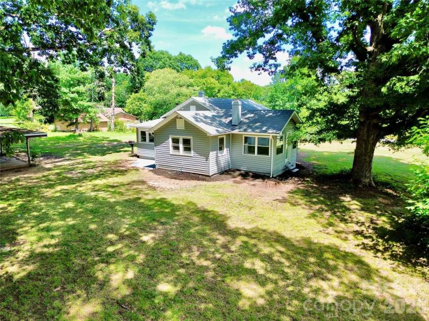 4934 NC 10 Highway, Catawba, NC 28609.  MLS# CAR4406959, YatesRealty ID 9261. 