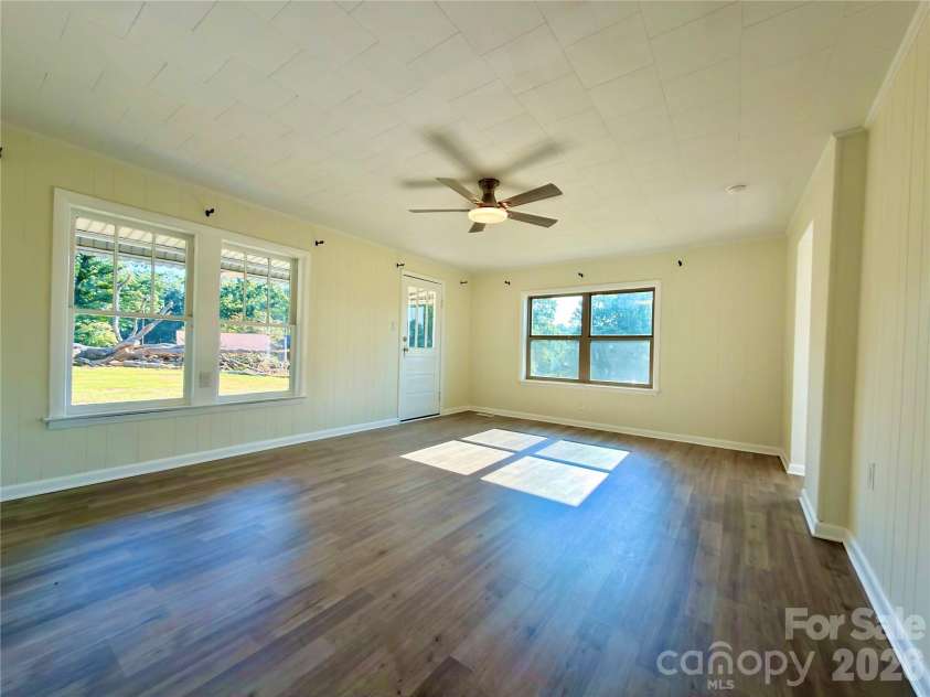 4934 NC 10 Highway, Catawba, NC 28609.  MLS# CAR4406959, YatesRealty ID 9261. 