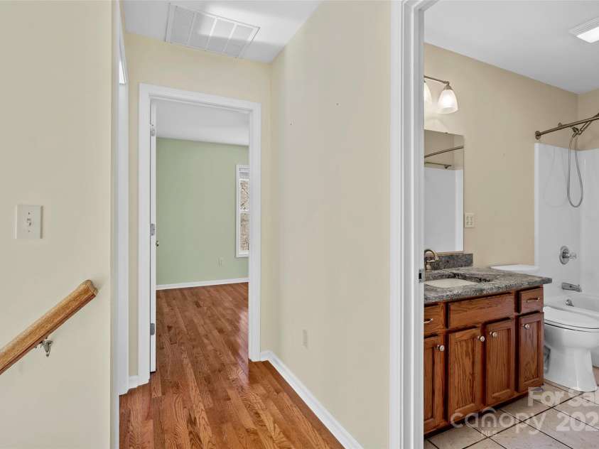 272 Paint Fork Road, Barnardsville, NC 28709.  MLS# CAR4225588, YatesRealty ID 9264. Upper-Level Hall