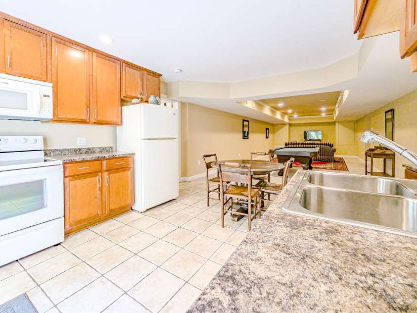 196 Col Hamptons Court, Rutherfordton, NC 28139.  MLS# CAR4271105, YatesRealty ID 9265. 