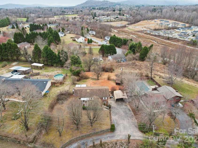 403 Crest Road, East Flat Rock, NC 28726.  MLS# CAR4230629, YatesRealty ID 9266. 