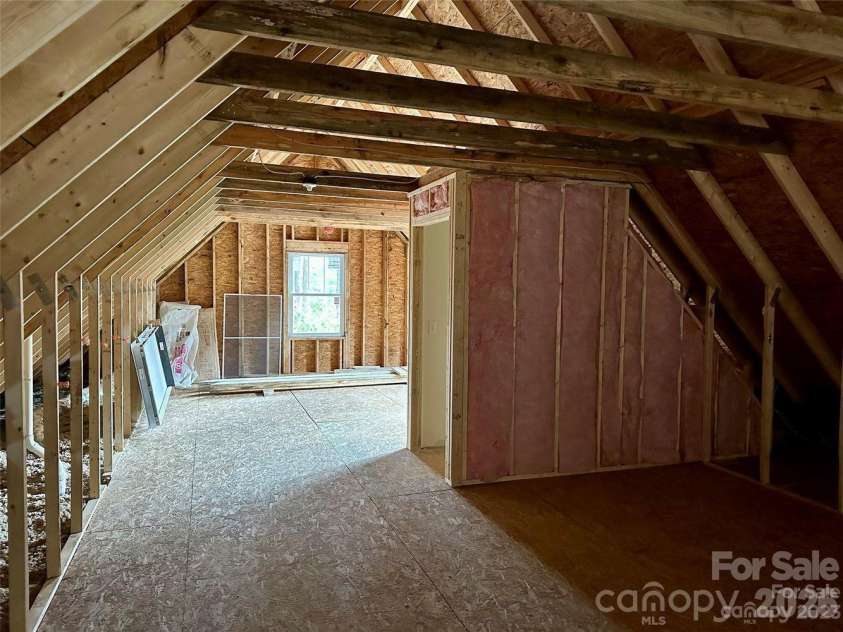 170 Cascade Ridge Road, Fairview, NC 28730.  MLS# CAR4350976, YatesRealty ID 9267. 