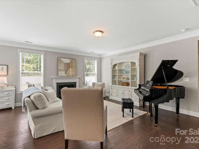 7039 Chrysanthemum Road, Lancaster, SC 29720.  MLS# CAR4249238, YatesRealty ID 9267. Living Room