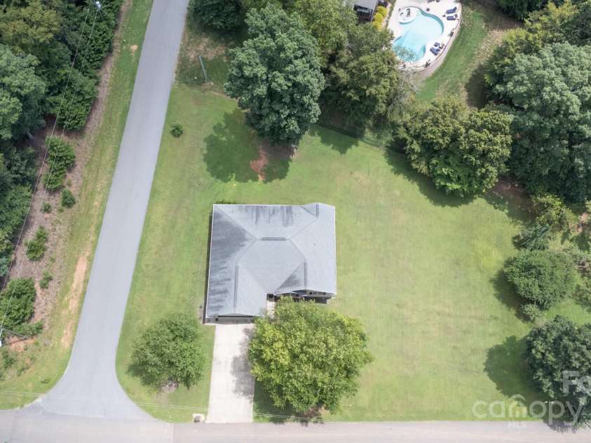 5692 Marblestone Drive, Granite Falls, NC 28630.  MLS# CAR4282455, YatesRealty ID 9268. 