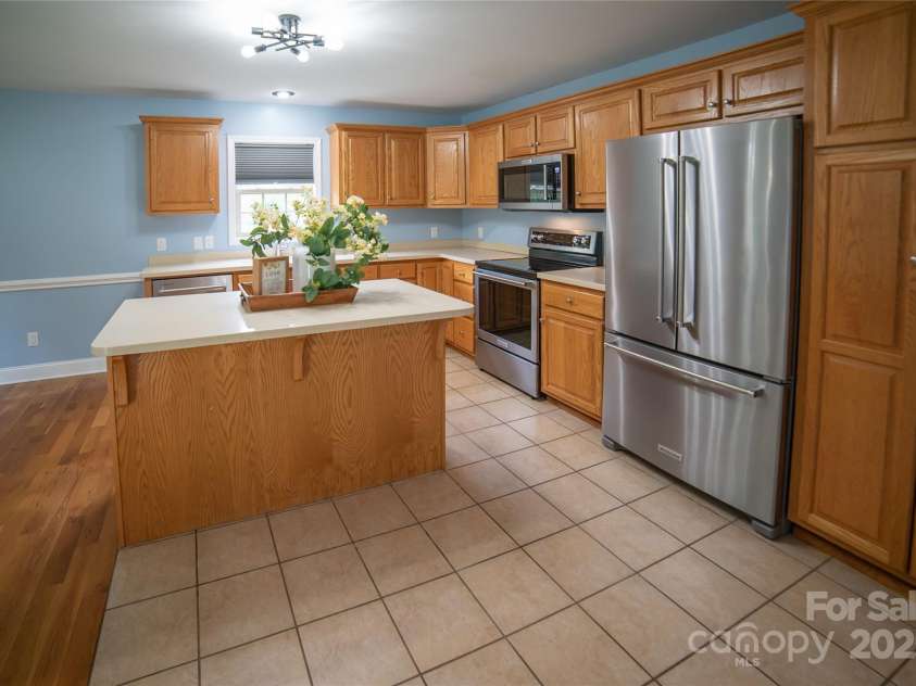 5692 Marblestone Drive, Granite Falls, NC 28630.  MLS# CAR4282455, YatesRealty ID 9268. 