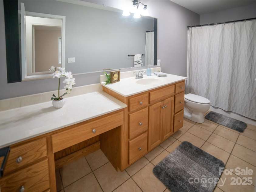 5692 Marblestone Drive, Granite Falls, NC 28630.  MLS# CAR4282455, YatesRealty ID 9268. 