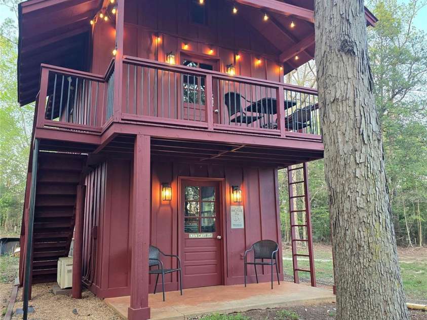 136 NC 126 Highway, Morganton, NC 28655.  MLS# CAR4248721, YatesRealty ID 9270. 