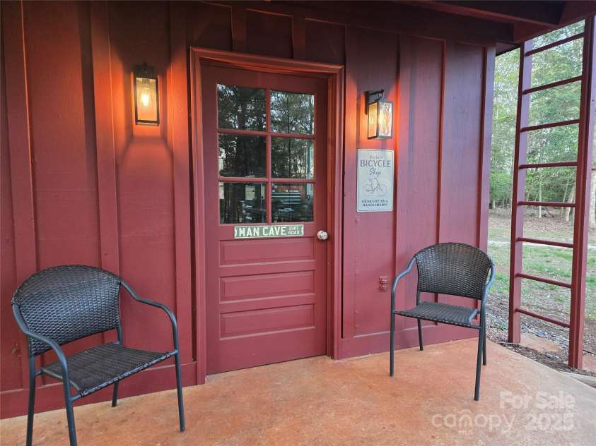 136 NC 126 Highway, Morganton, NC 28655.  MLS# CAR4248721, YatesRealty ID 9270. 