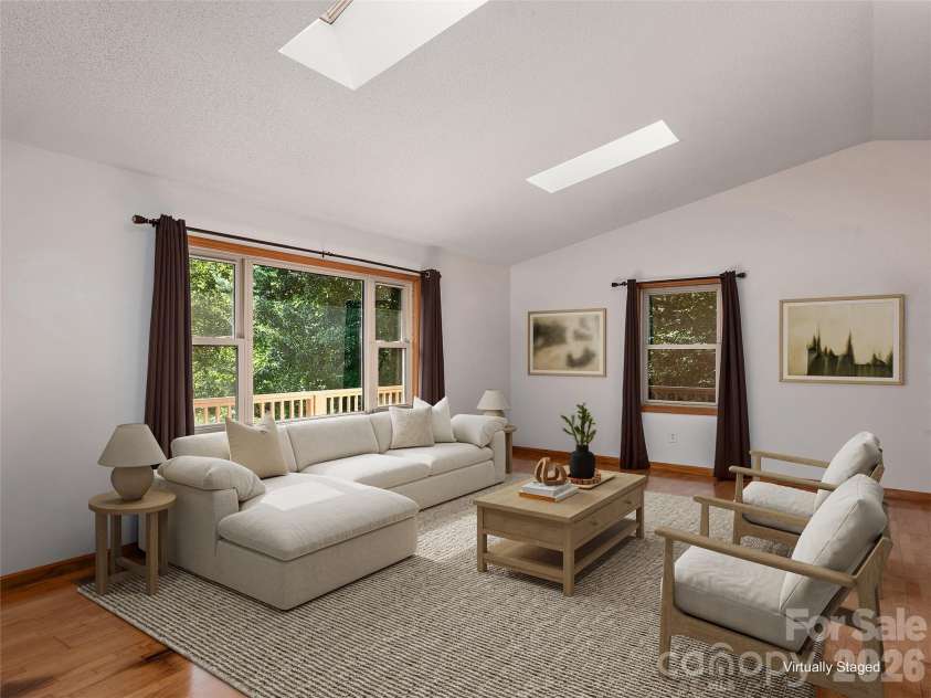 63 Independence Boulevard, Asheville, NC 28805.  MLS# CAR4417559, YatesRealty ID 9270. 