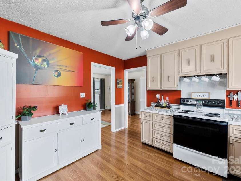 1308 Gaston Way, Dallas, NC 28034.  MLS# CAR4240422, YatesRealty ID 9272. 