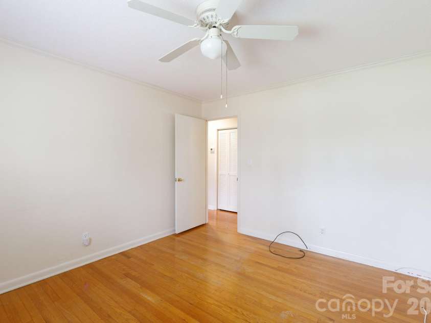 637 University Drive, Rock Hill, SC 29730.  MLS# CAR4305726, YatesRealty ID 9272. 