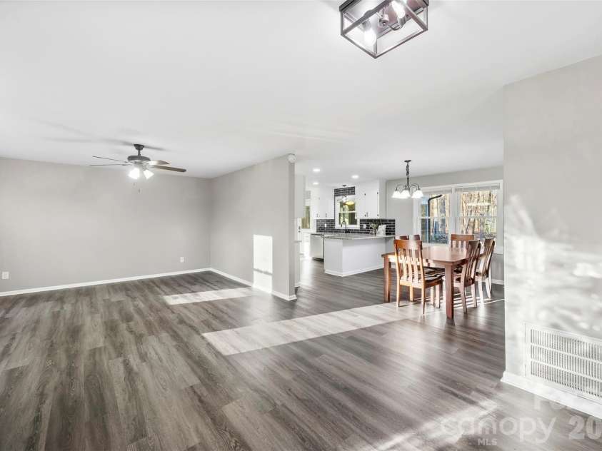1045 Elizabeth Drive, Dallas, NC 28034.  MLS# CAR4334067, YatesRealty ID 9273. 