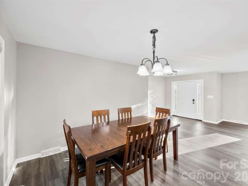 1045 Elizabeth Drive, Dallas, NC 28034.  MLS# CAR4334067, YatesRealty ID 9273. 