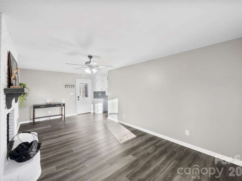 1045 Elizabeth Drive, Dallas, NC 28034.  MLS# CAR4334067, YatesRealty ID 9273. 