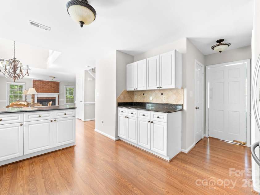 14812 Stonegreen Lane, Huntersville, NC 28078.  MLS# CAR4249374, YatesRealty ID 9275. 