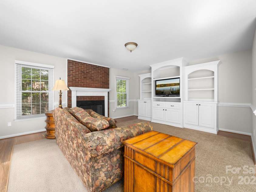 14812 Stonegreen Lane, Huntersville, NC 28078.  MLS# CAR4249374, YatesRealty ID 9275. 