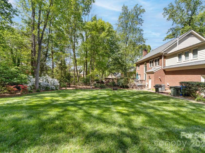 14812 Stonegreen Lane, Huntersville, NC 28078.  MLS# CAR4249374, YatesRealty ID 9275. 