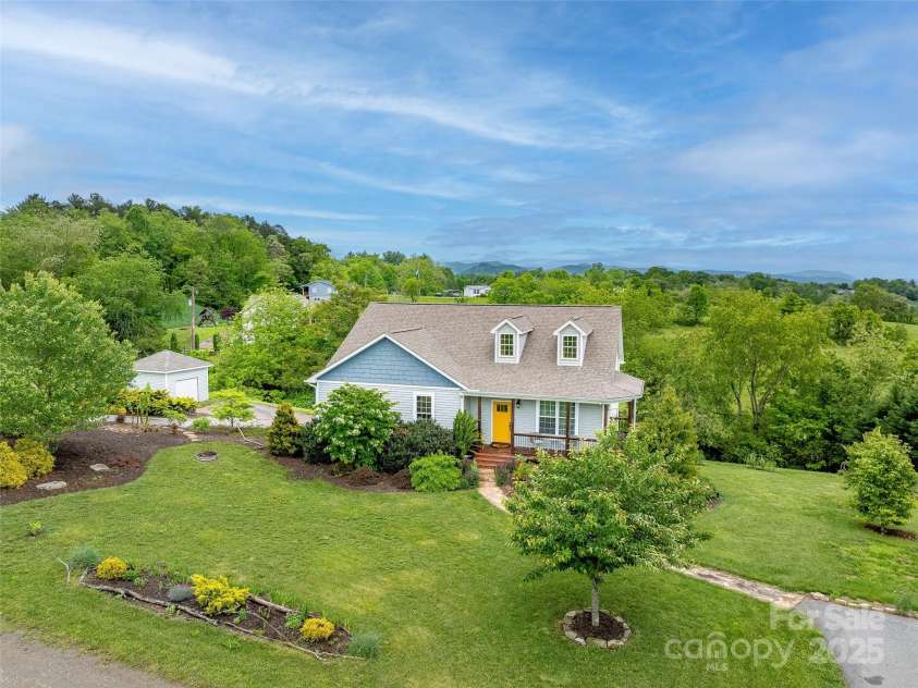 12 Paul Bridges Road, Alexander, NC 28701.  MLS# CAR4242091, YatesRealty ID 9276. 