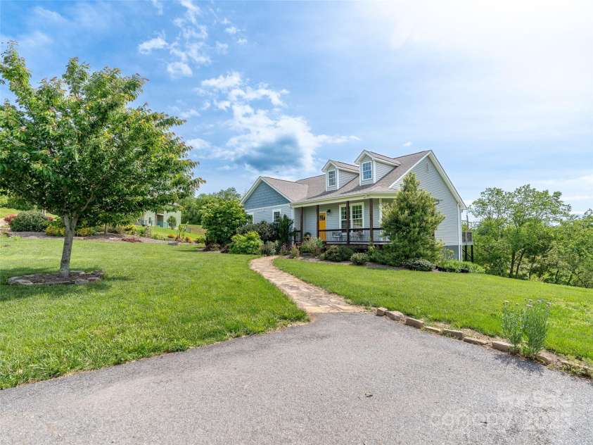 12 Paul Bridges Road, Alexander, NC 28701.  MLS# CAR4242091, YatesRealty ID 9276. 