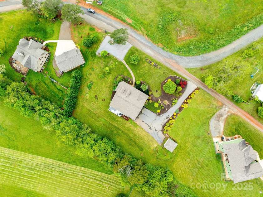 12 Paul Bridges Road, Alexander, NC 28701.  MLS# CAR4242091, YatesRealty ID 9276. 