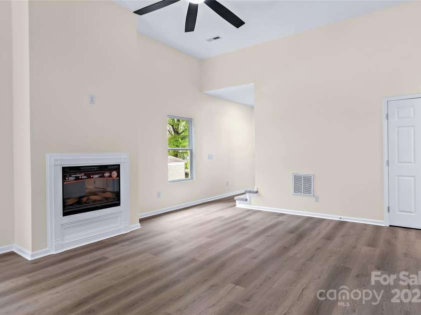 5064 Joyce Avenue, Winston Salem, NC 27106.  MLS# CAR4248054, YatesRealty ID 9277. 