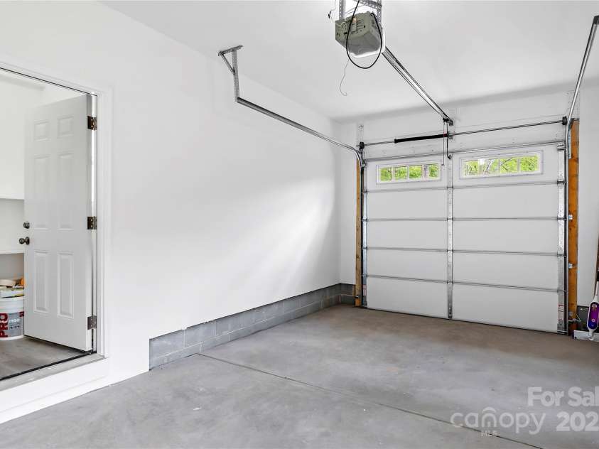 5064 Joyce Avenue, Winston Salem, NC 27106.  MLS# CAR4248054, YatesRealty ID 9277. 