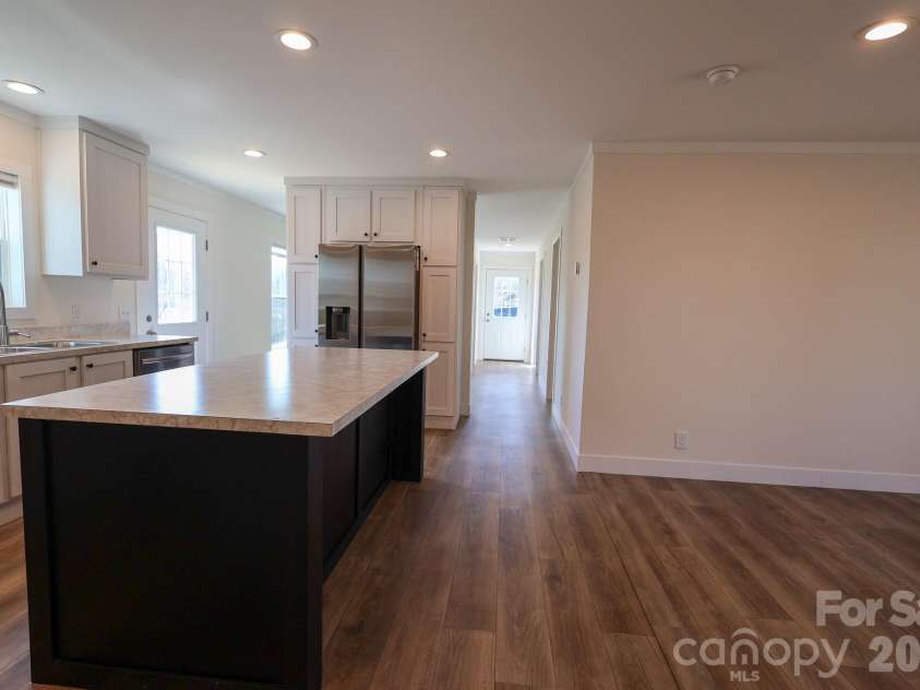 90 Cascades Drive, Nebo, NC 28761.  MLS# CAR4354878, YatesRealty ID 9277. 
