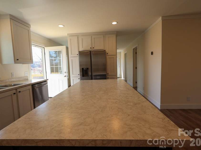 90 Cascades Drive, Nebo, NC 28761.  MLS# CAR4354878, YatesRealty ID 9277. 