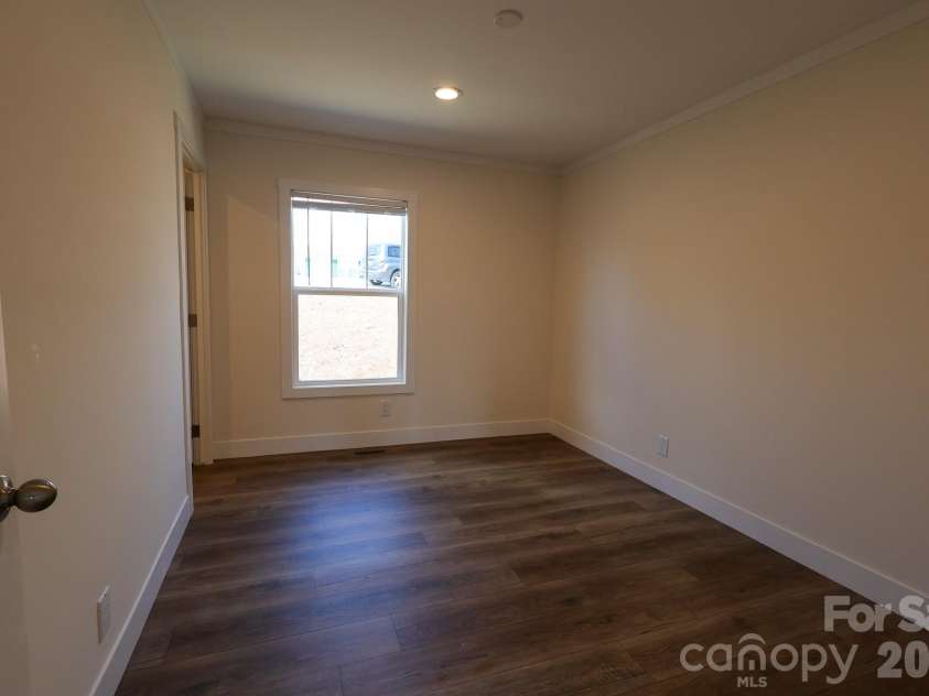 90 Cascades Drive, Nebo, NC 28761.  MLS# CAR4354878, YatesRealty ID 9277. 