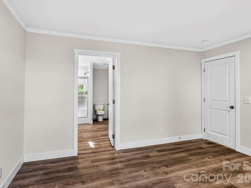 90 Cascades Drive, Nebo, NC 28761.  MLS# CAR4354878, YatesRealty ID 9277. 