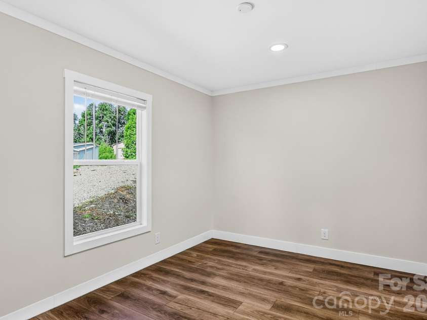 90 Cascades Drive, Nebo, NC 28761.  MLS# CAR4354878, YatesRealty ID 9277. 