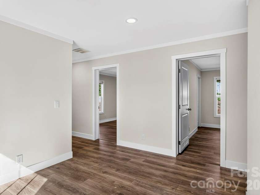 90 Cascades Drive, Nebo, NC 28761.  MLS# CAR4354878, YatesRealty ID 9277. 