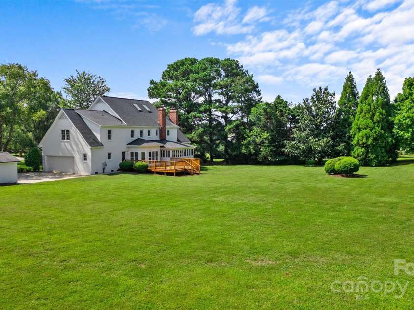 426 Walden Trail, Waxhaw, NC 28173.  MLS# CAR4248896, YatesRealty ID 9278. 