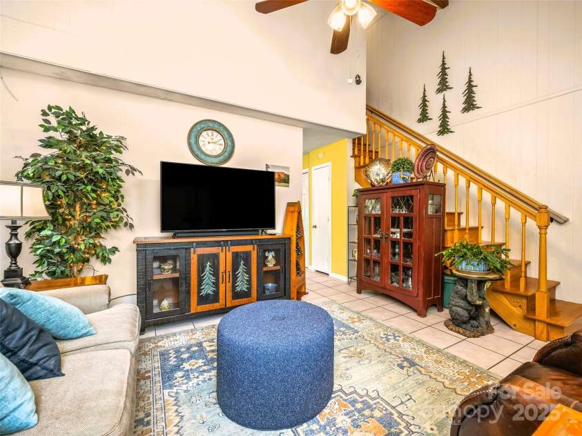 118 West Lake Drive, Lake Lure, NC 28746.  MLS# CAR4247431, YatesRealty ID 9280. 