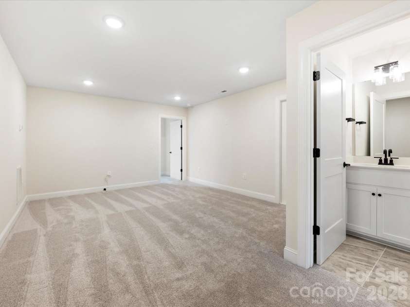 1296 Archer Loop Drive, Waxhaw, NC 28173.  MLS# CAR4350763, YatesRealty ID 9281. 