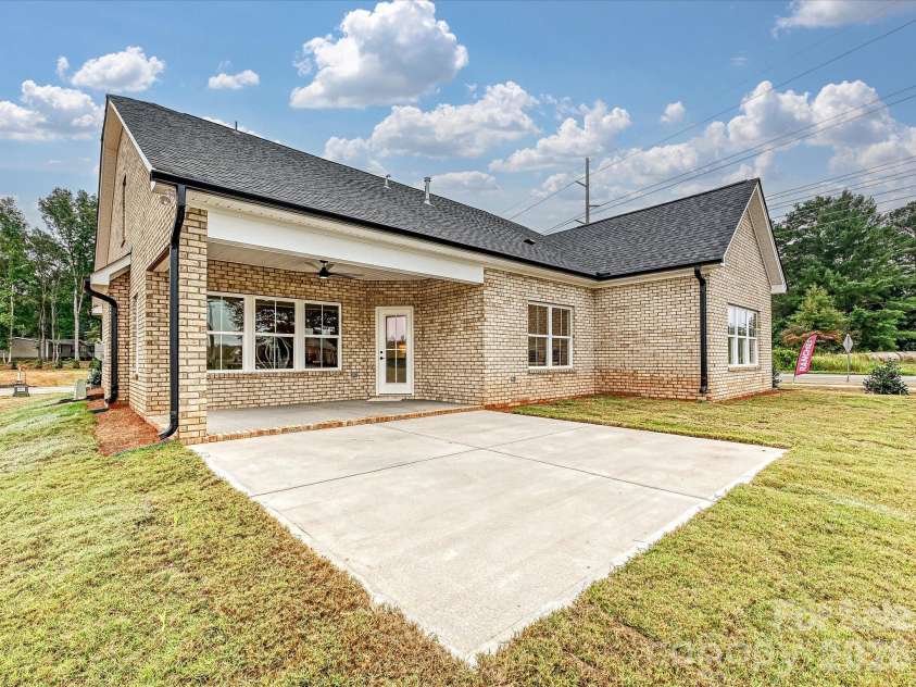 1296 Archer Loop Drive, Waxhaw, NC 28173.  MLS# CAR4350763, YatesRealty ID 9281. 