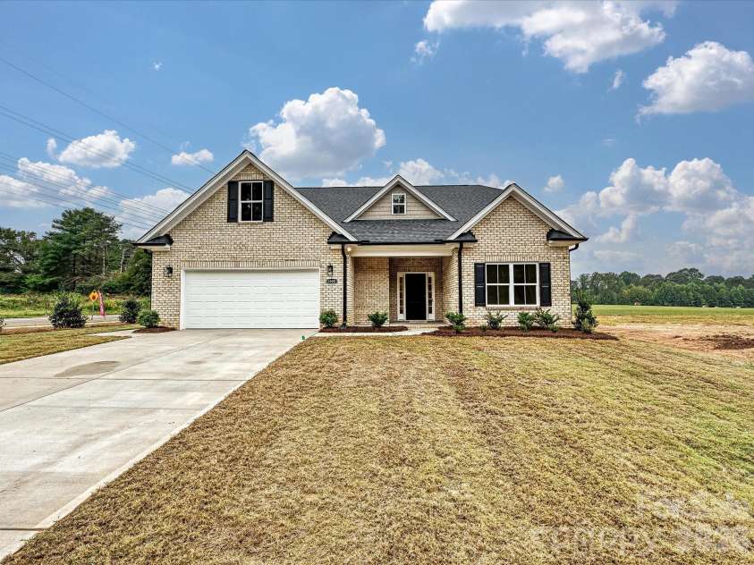 1296 Archer Loop Drive, Waxhaw, NC 28173.  MLS# CAR4350763, YatesRealty ID 9281. 