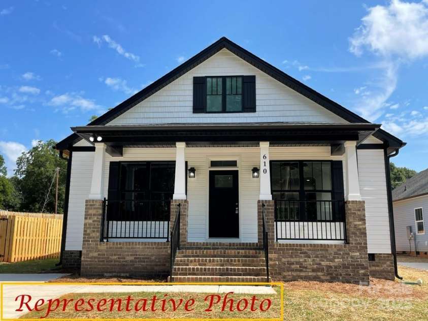 404 Peterson Street, Stanley, NC 28164.  MLS# CAR4253109, YatesRealty ID 9282. 