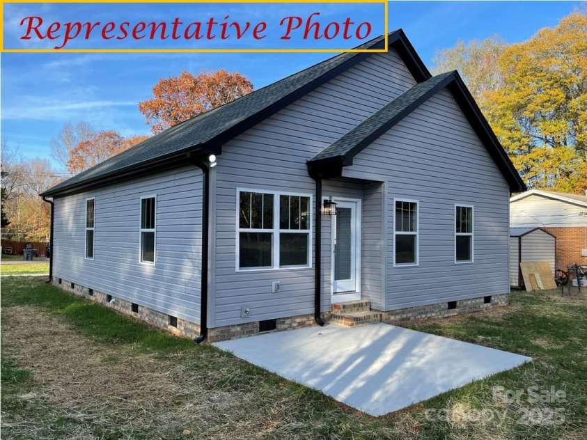 404 Peterson Street, Stanley, NC 28164.  MLS# CAR4253109, YatesRealty ID 9282. 
