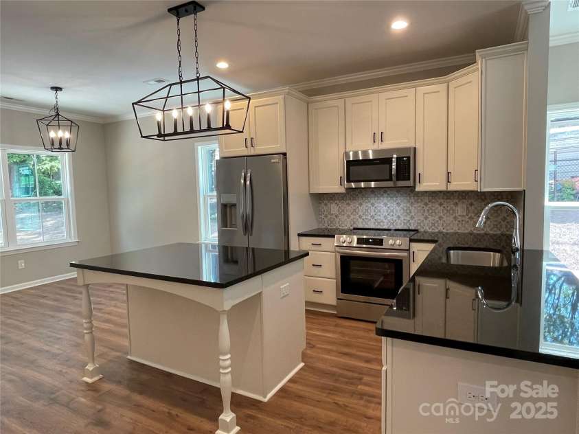 404 Peterson Street, Stanley, NC 28164.  MLS# CAR4253109, YatesRealty ID 9282. 