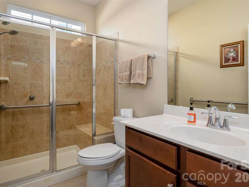 3020 Sewee Lane, Waxhaw, NC 28173.  MLS# CAR4356539, YatesRealty ID 9285. Full bath on main with walk-in shower
