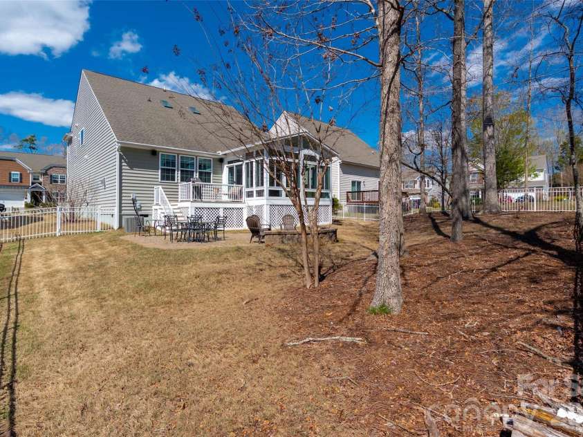3020 Sewee Lane, Waxhaw, NC 28173.  MLS# CAR4356539, YatesRealty ID 9285. Large fenced backyard