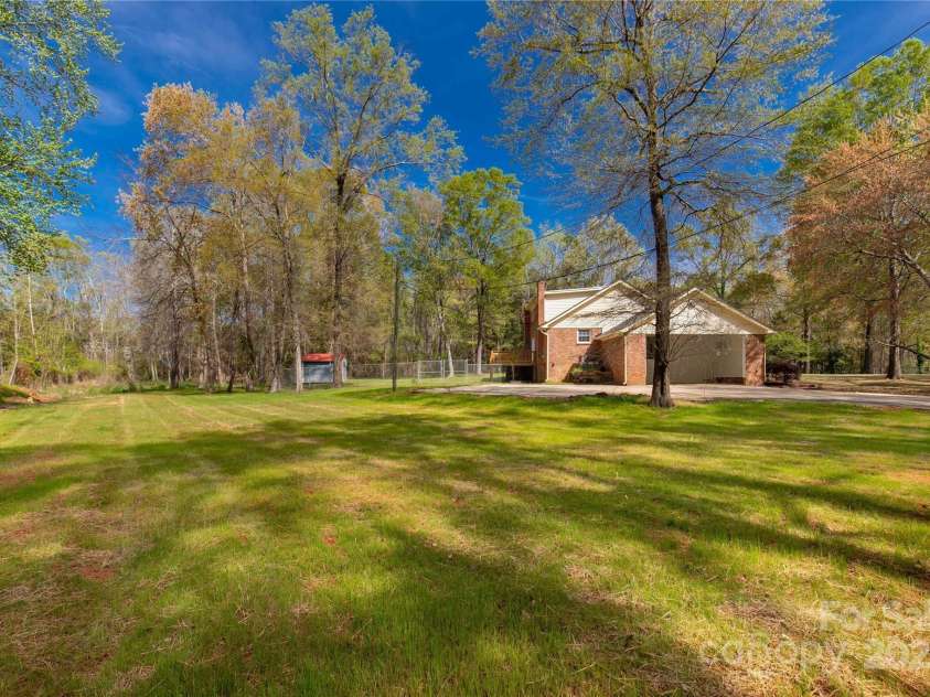 605 Ottawa Drive, Rock Hill, SC 29732.  MLS# CAR4243260, YatesRealty ID 9285. 